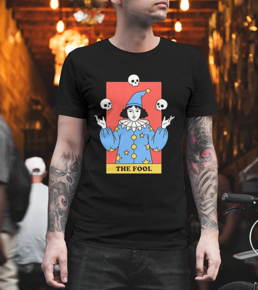 The Fool Tarot Card Jester Juggling Skulls Occult T-Shirt