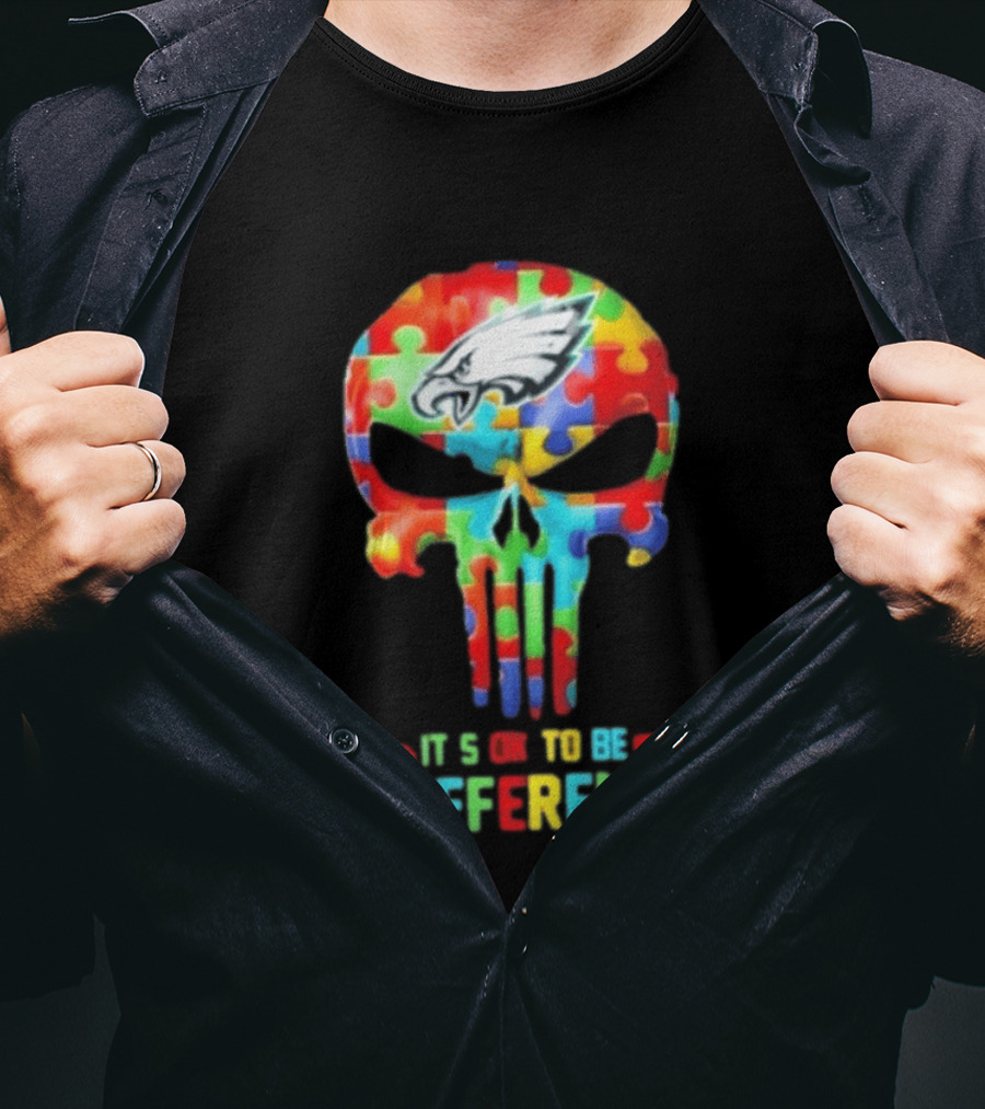 Philadelphia Eagles Skull Puzzle Autism Awareness It's Ok To Be Different T-Shirt