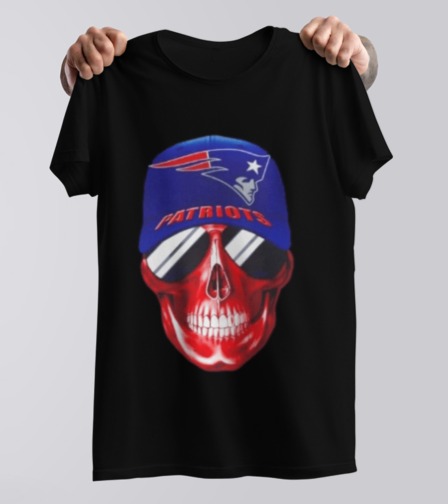 New England Patriots Cap Skull Smiling For Fans T-Shirt
