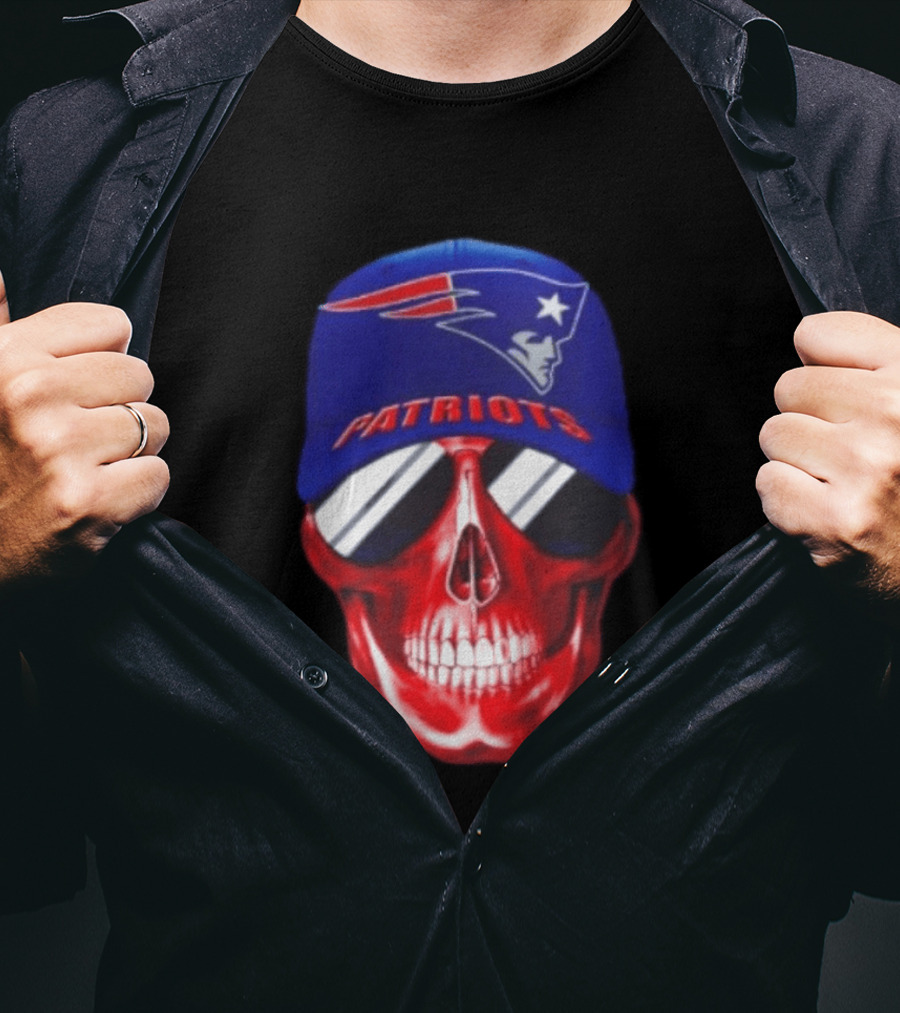 New England Patriots Cap Skull Smiling For Fans T-Shirt