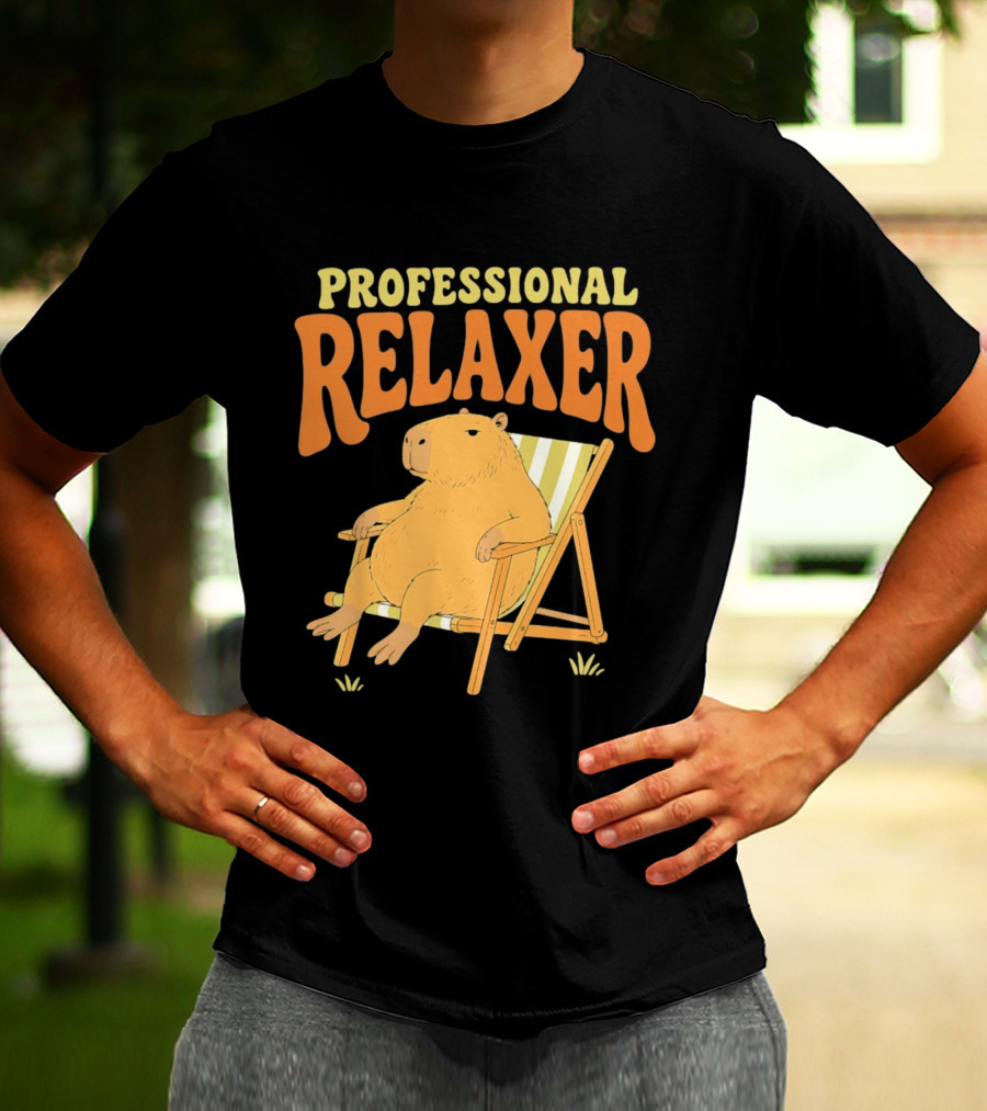 Professional Relaxer Capybara Sitting In Beach Chair T-Shirt