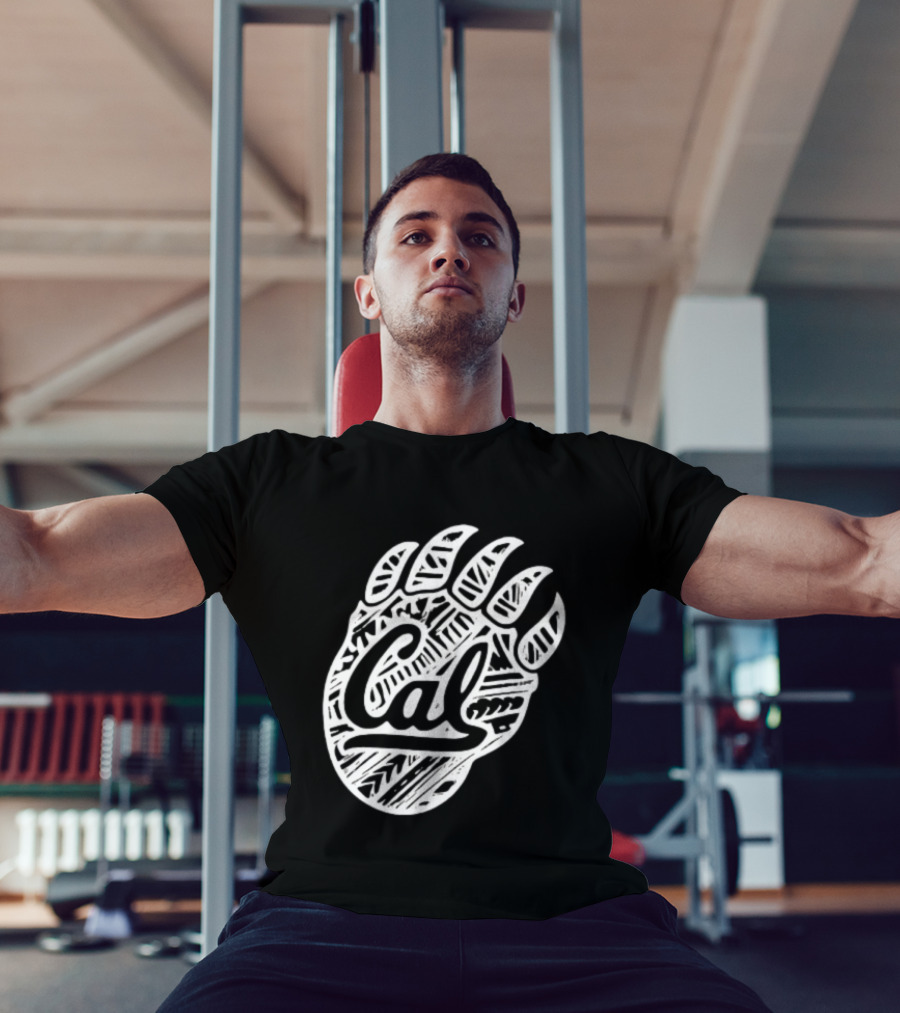 Trending Chicago Bears Football Bear Paw Cal T-Shirt