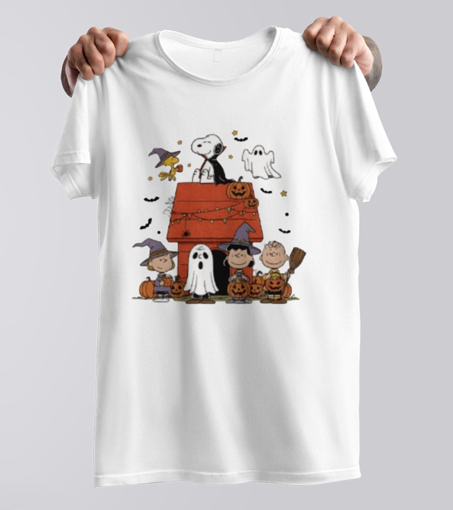 Snoopy Halloween Woodstock Ghost Pumpkins Charlie Brown Lucy 2025 T-Shirt