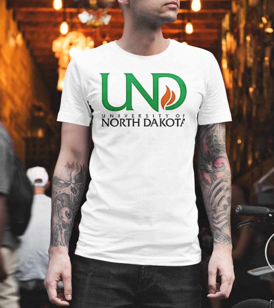 North Dakota Fighting Hawks Patriot USA Flag Charlie Kirk T-Shirt