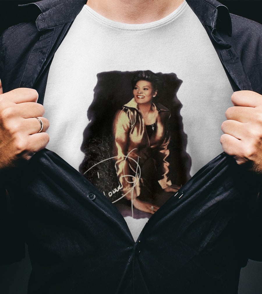 Dionne Warwick Iconic Soul Singer Legend Autographed Image T-Shirt