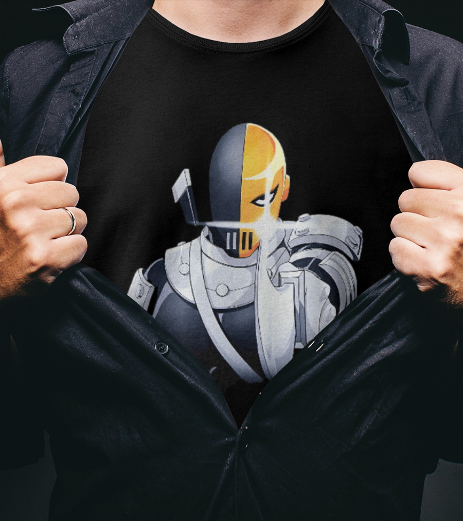 Deathstroke DC Comics Armor Sword Wielding T-Shirt