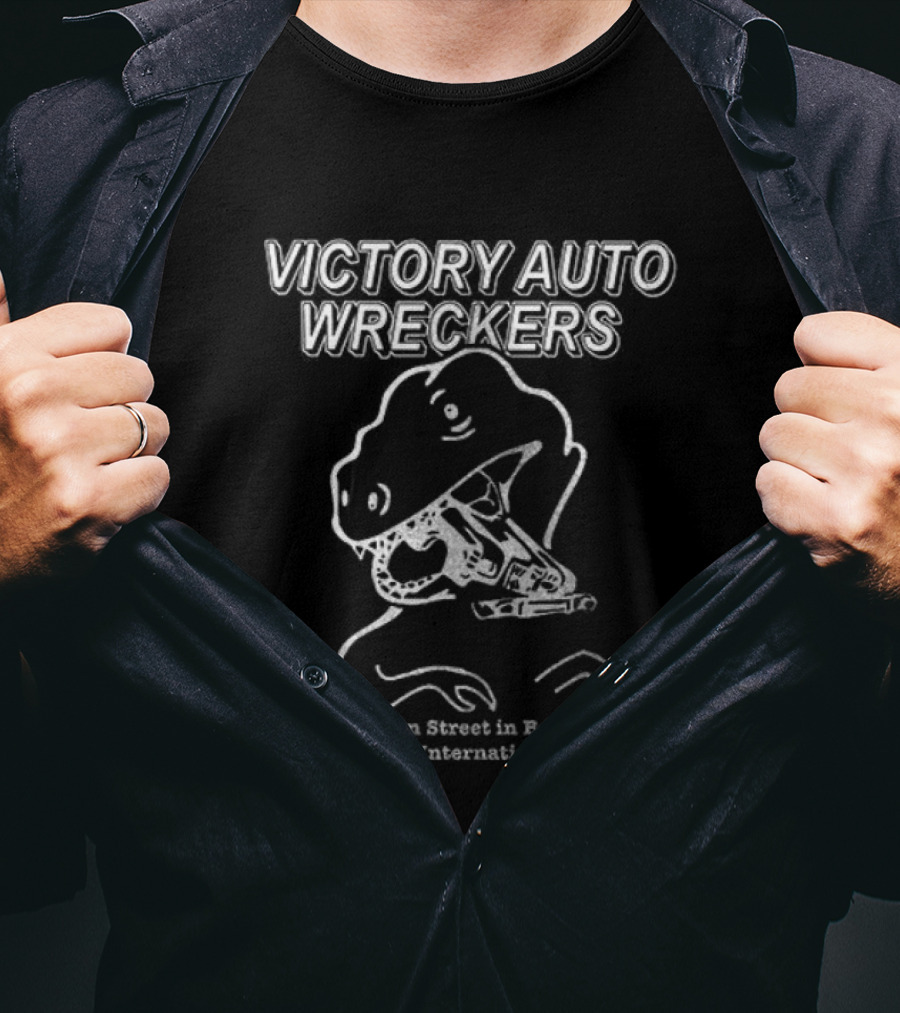 Victory Auto Wreckers Rex 710 E Green Street Bensenville 800 572 9241 T-Shirt