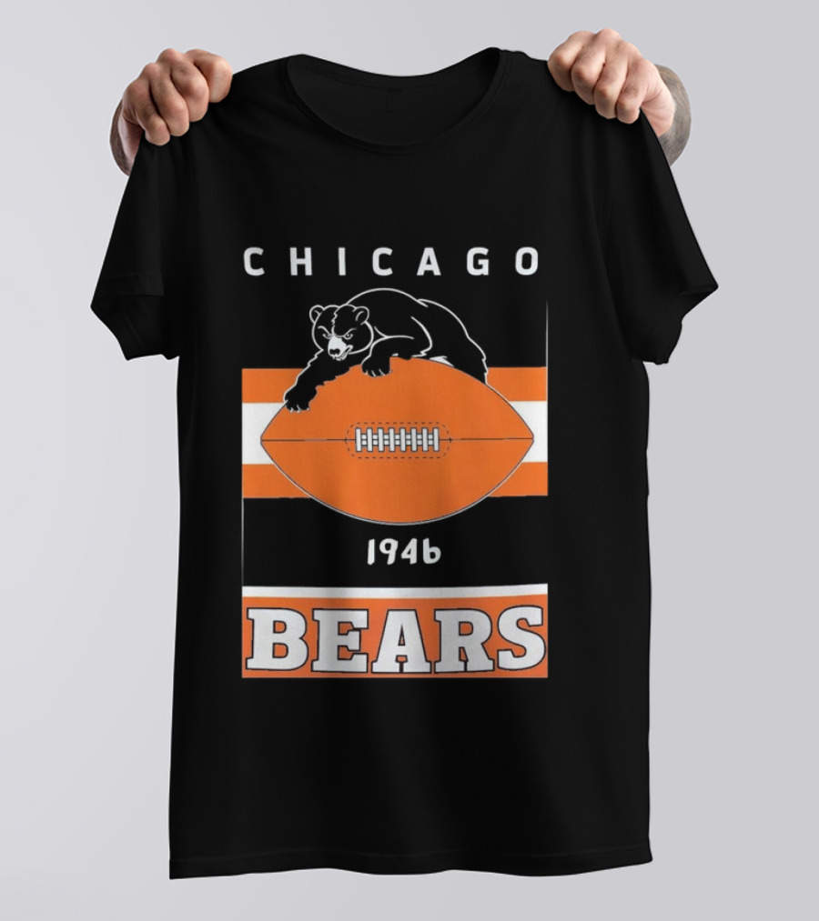 Chicago Bears 1946 Football Vintage Team History T-Shirt