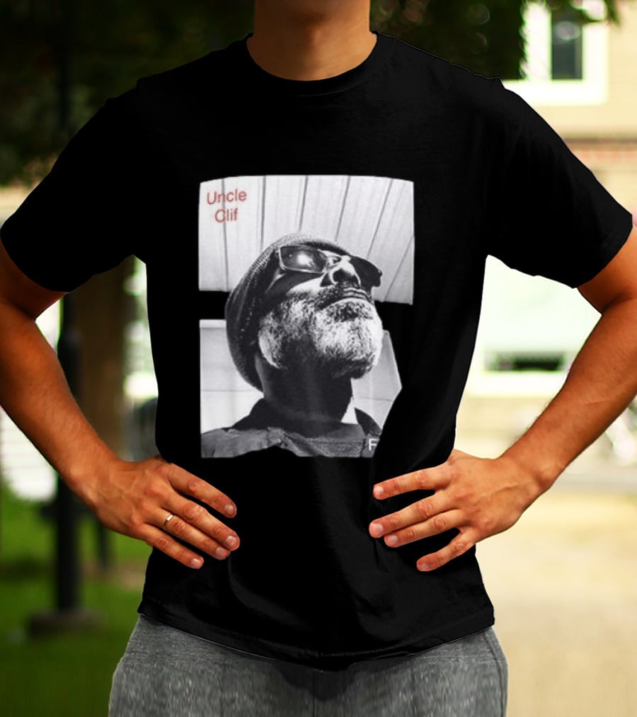 Uncle Clif Bring Back Common Sense Vintage Style Black And White Bearded Man In Sunglasses T-Shirt