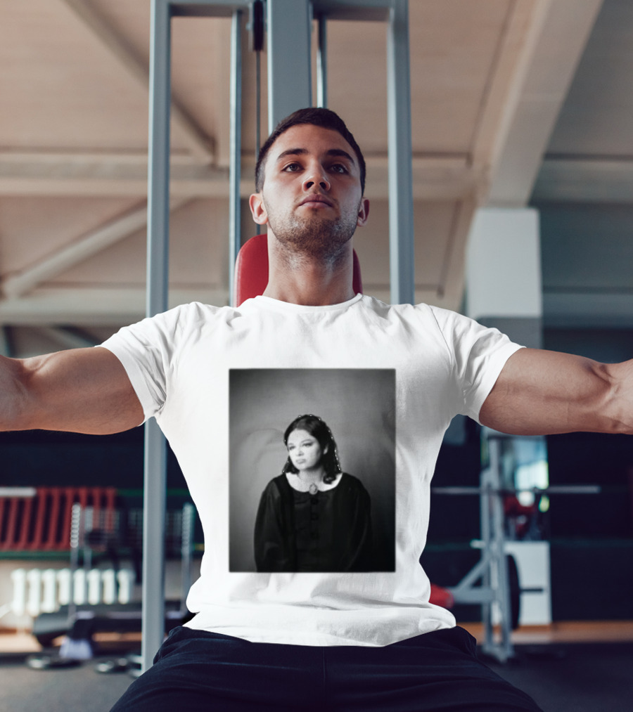 Broadway Merchandise Shop Store Oh Mary! Meg Crewneck Theater T-Shirt