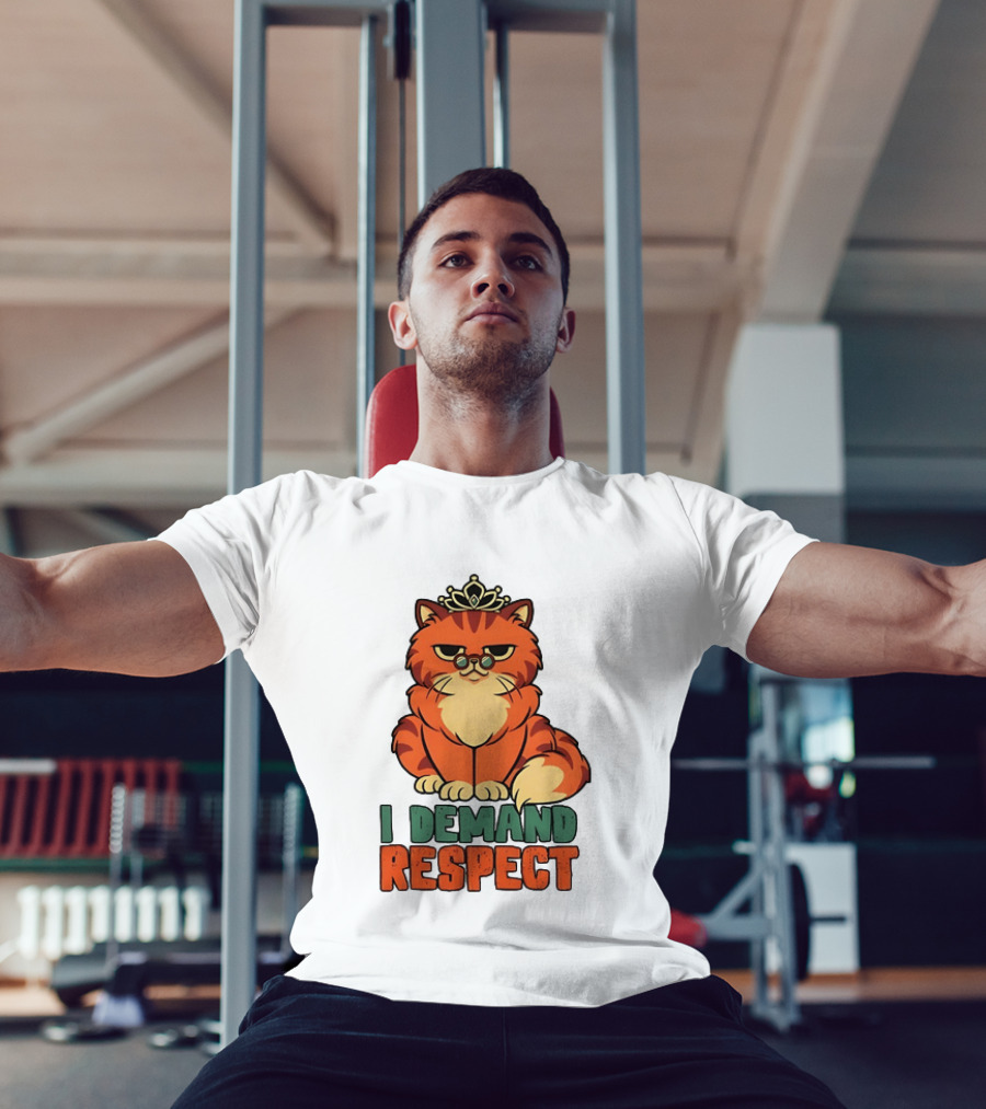 Cat With Crown I Demand Respect Pet Lover Distressed T-Shirt