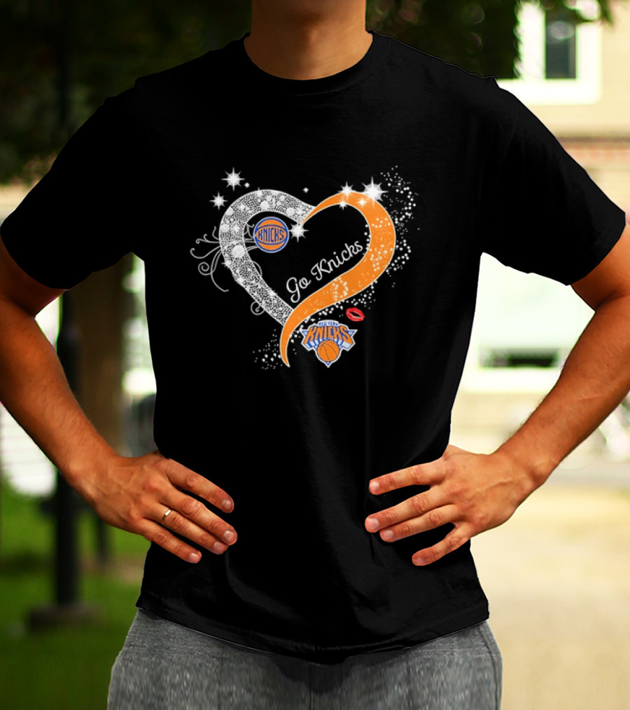 New York Knicks Heart Sparkle Go Knicks Basketball NBA Kiss T-Shirt