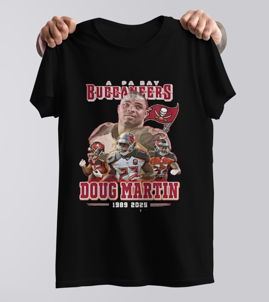 Tampa Bay Buccaneers Doug Martin 1989 2025 Thank You For The Memories Long Sleeve T-Shirt