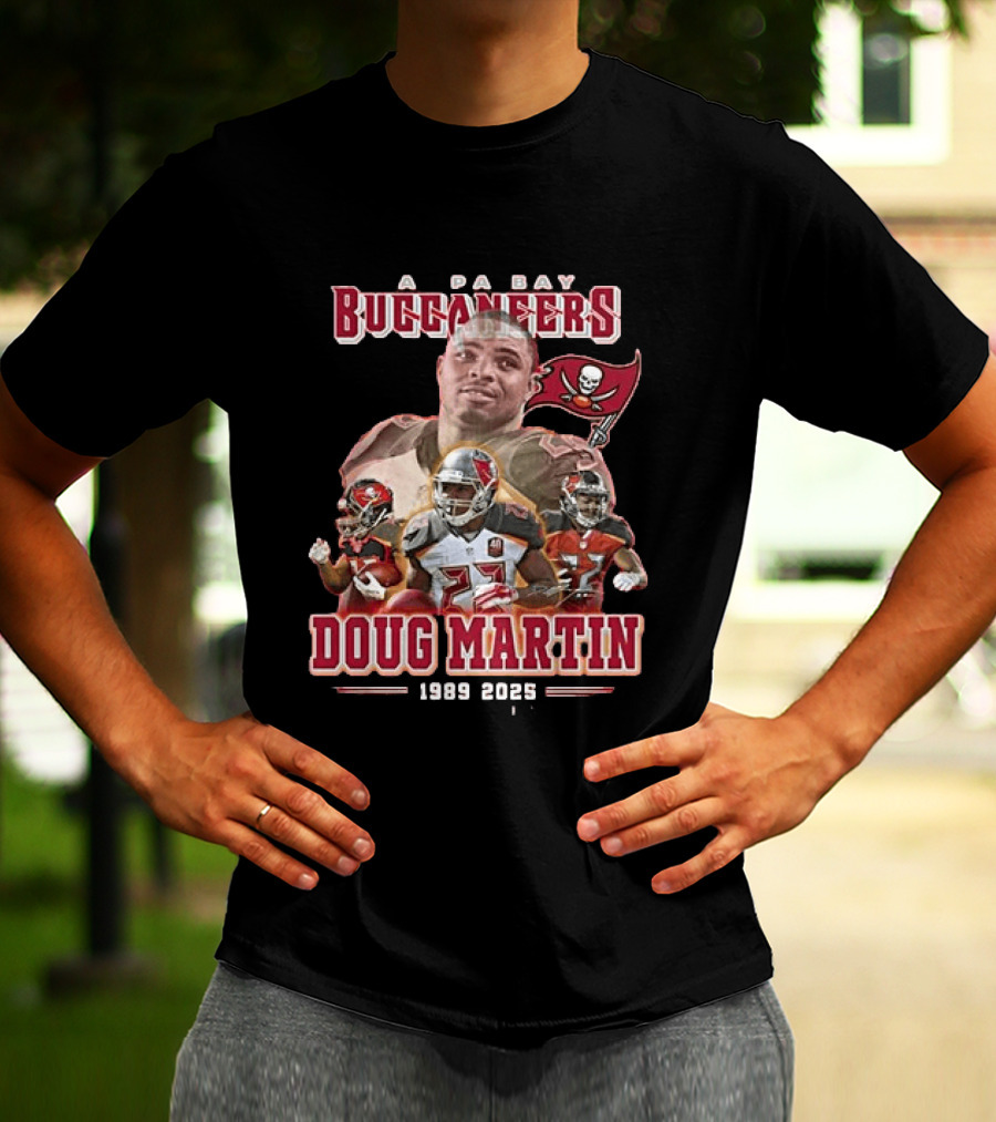 Tampa Bay Buccaneers Doug Martin 1989 2025 Thank You For The Memories Long Sleeve T-Shirt