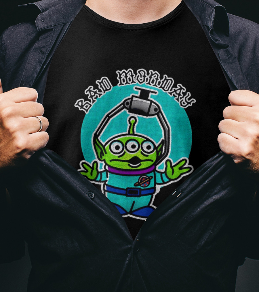 Bad Monday Toy Story Alien With Claw Gothic T-Shirt