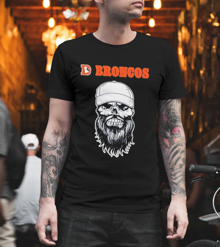 Broncos Bearded Skull With Cap Football Fan T-Shirt