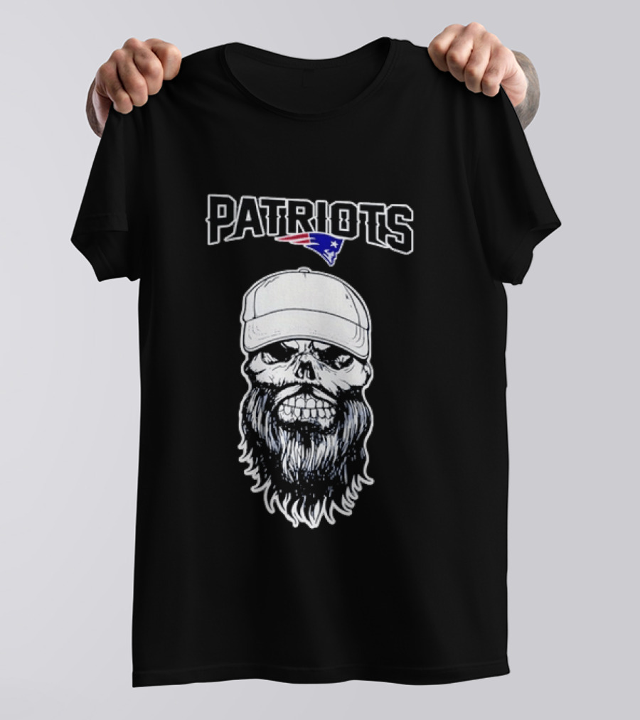 Patriots Bearded Skull With Cap Football Fan T-Shirt