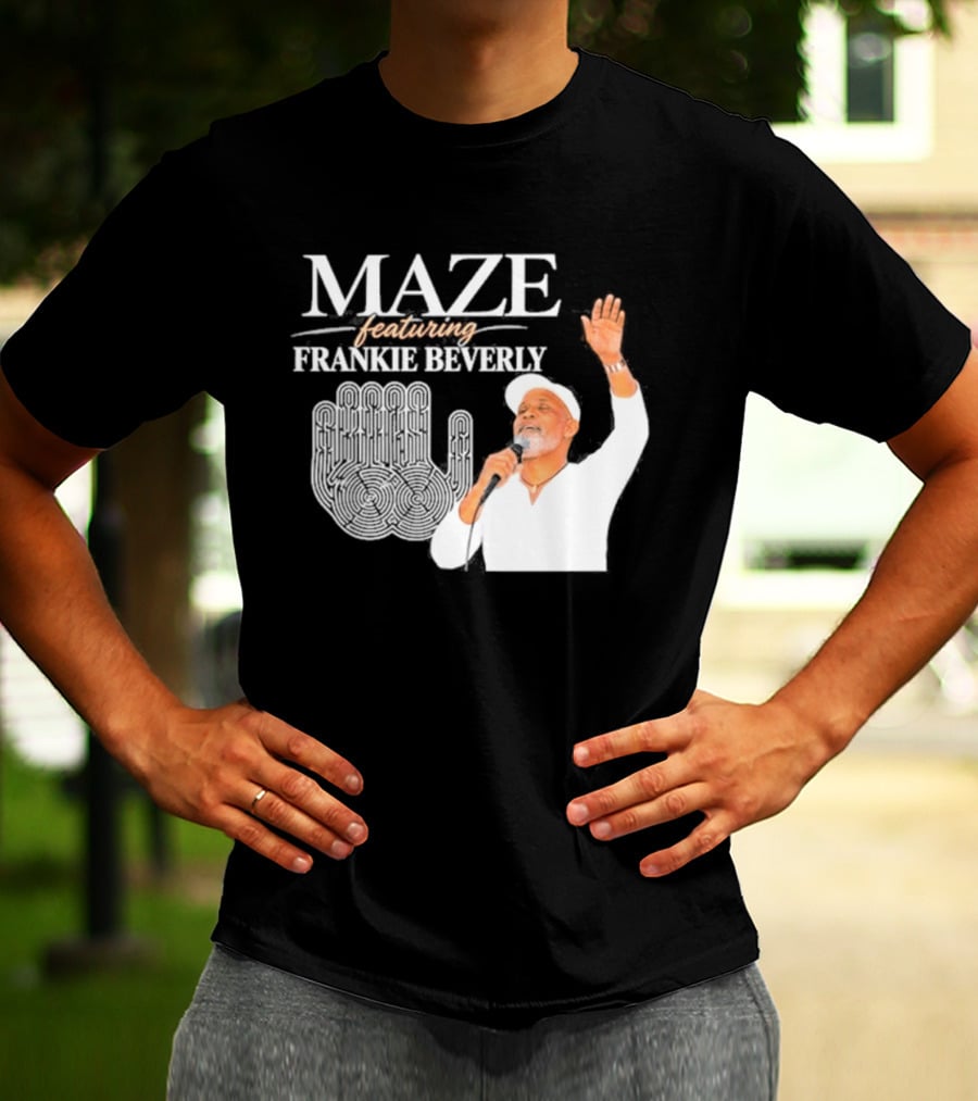 Maze Featuring Frankie Beverly White Outfit Microphone Performance Iconic Image T-Shirt