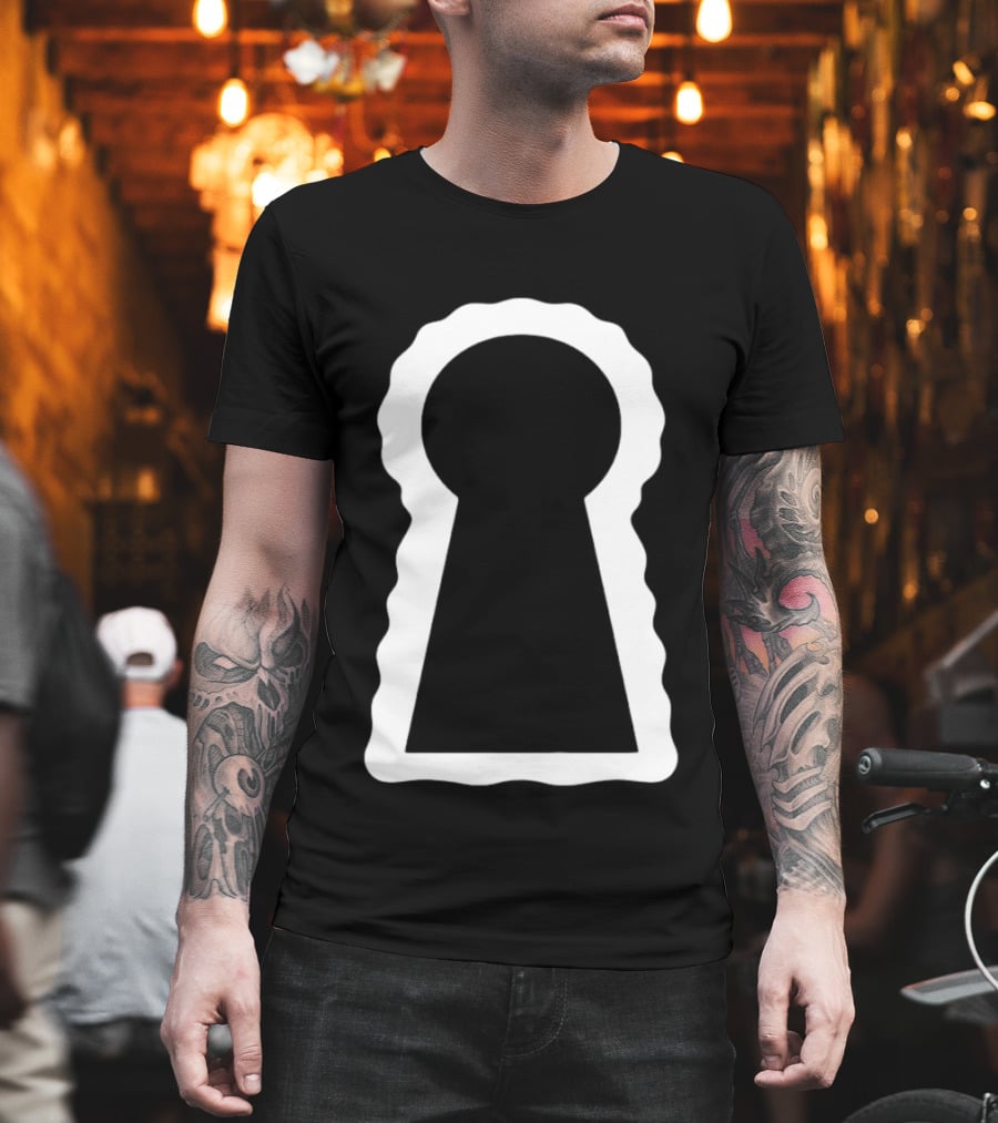 Minimalist Keyhole Secret Door Aesthetic T-Shirt