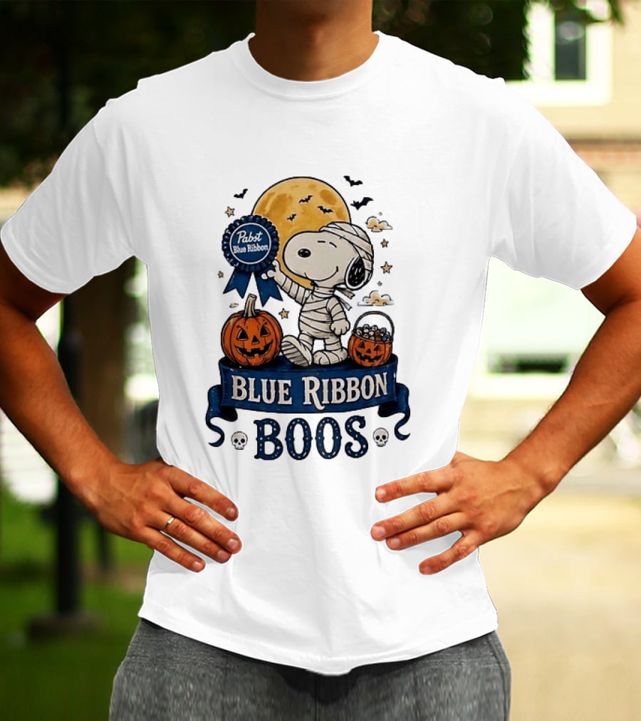 Pabst Blue Ribbon Snoopy Mummy Halloween Blue Ribbon Boos Pumpkin Moon Bats T-Shirt
