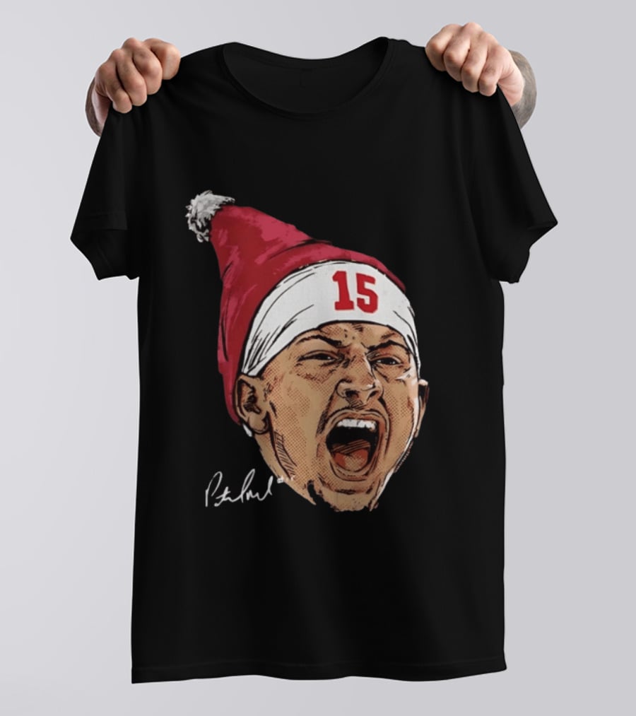 Pat Mahomes Screaming Face Red Santa Hat Number 15 Halftone Caricature T-Shirt