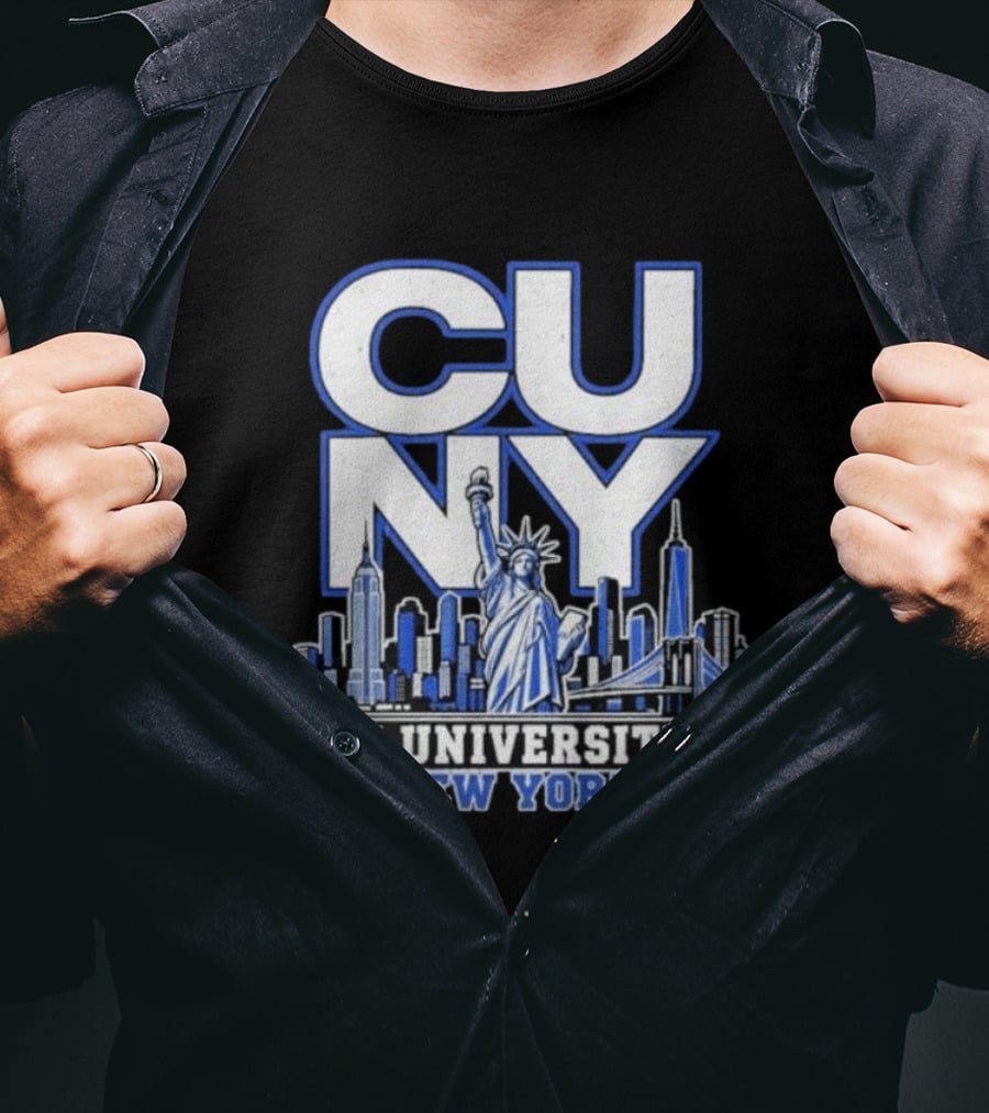 CUNY City University Of New York Skyline And Statue Of Liberty T-Shirt