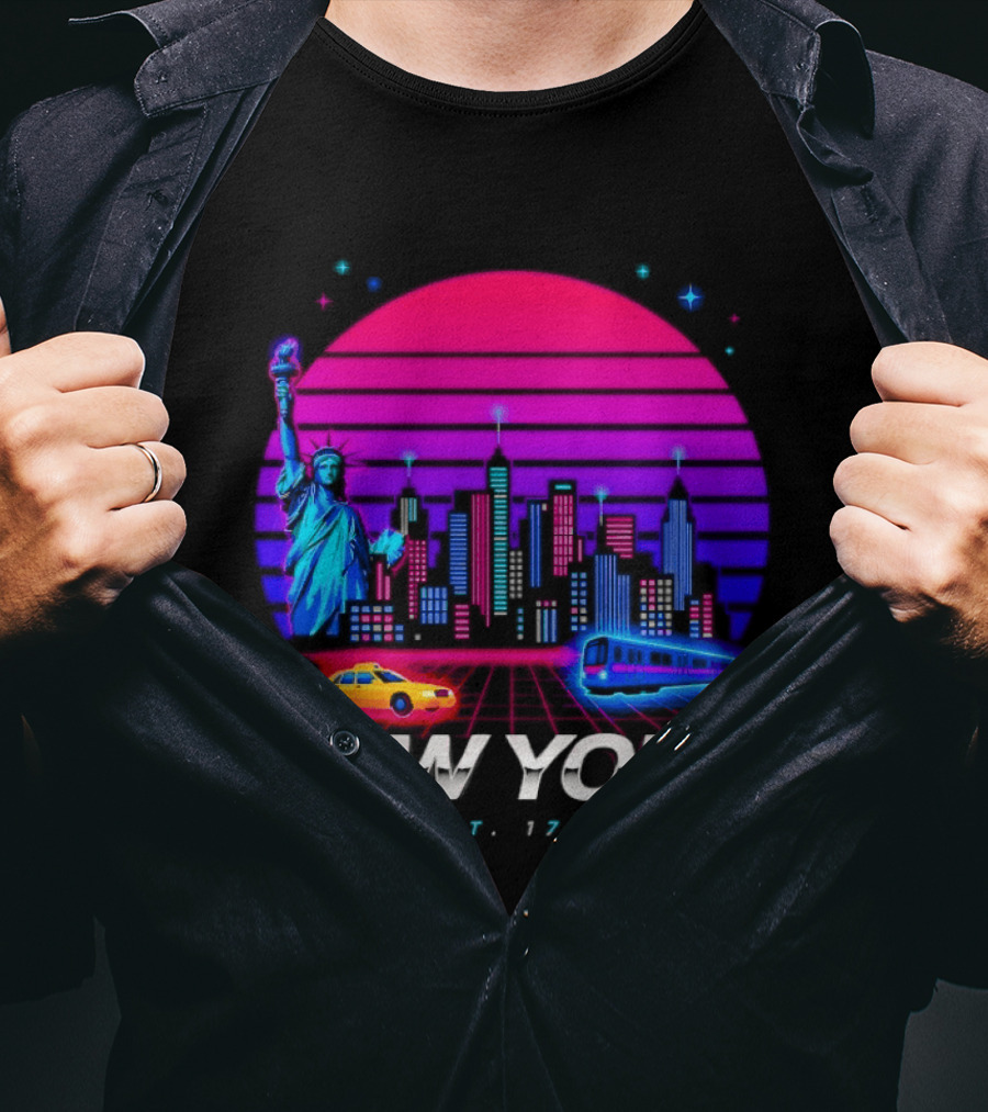 New York Est 1786 Cityscape Synthwave Statue Of Liberty Neon Skyline Retro Car T-Shirt