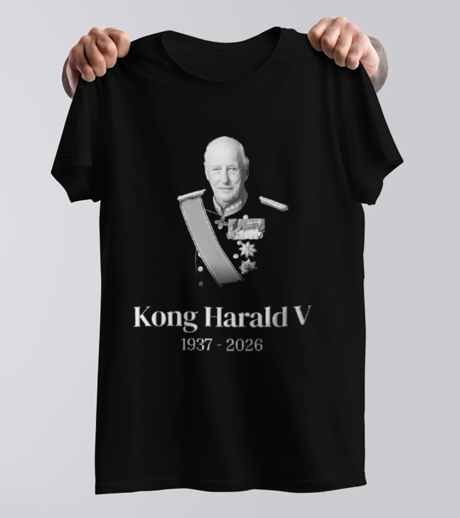 Kong Harald V 1937 2026 Military Uniform Medals Sash T-Shirt