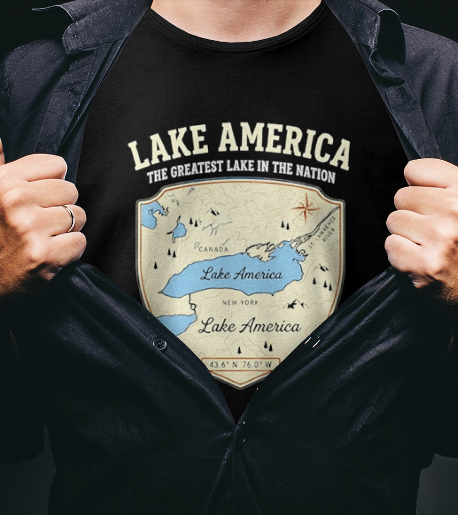 Lake America The Greatest Lake In The Nation Map Compass Cream T-Shirt