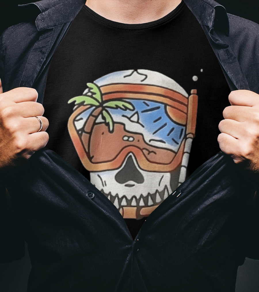 Tropical Island Snorkel Skull Beach Ocean Vacation Summer Fun T-Shirt