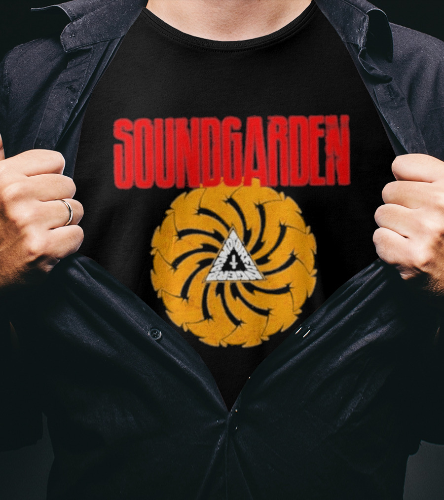 Soundgarden Badmotorfinger Album Grunge Rock Band T-Shirt