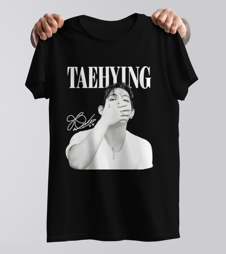 TAEHYUNG BTS V K Pop Fashion Style Signature T-Shirt
