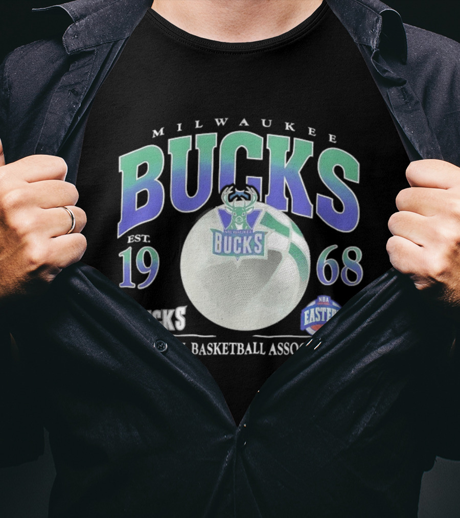 Milwaukee Bucks Est 1968 NBA Eastern National Basketball Association T-Shirt