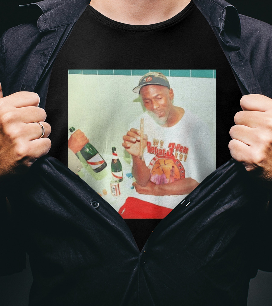 Michael Jordan Repeat 3 Peat Celebration Chicago Bulls Basketball T-Shirt