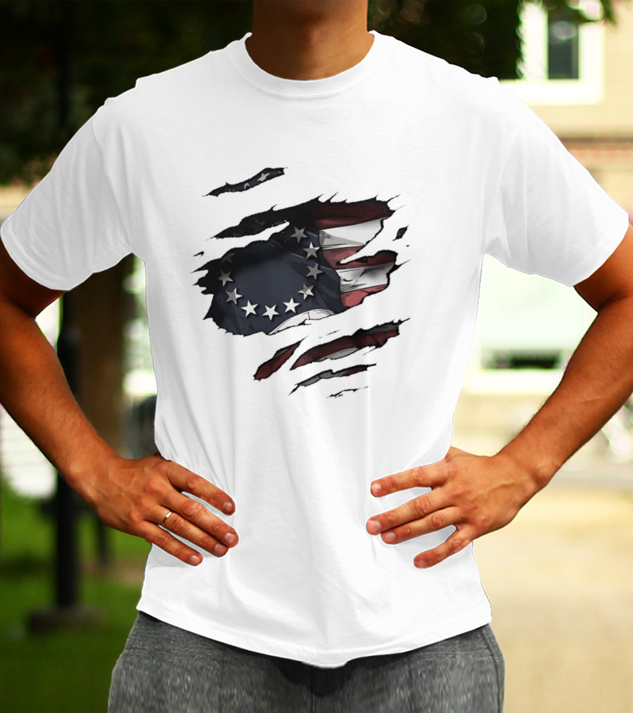 Betsy Ross American Flag Vintage Ripped Effect Patriotic T-Shirt