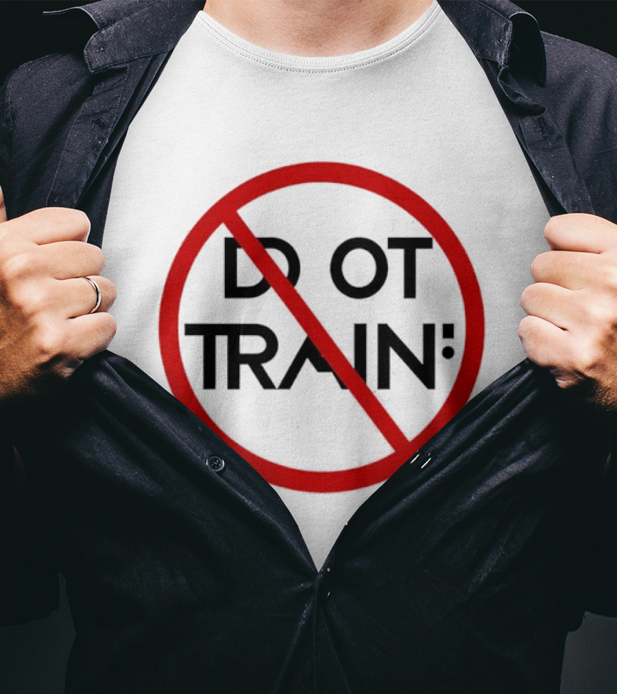Do Not Train AI Artificial Intelligence Warning T-Shirt