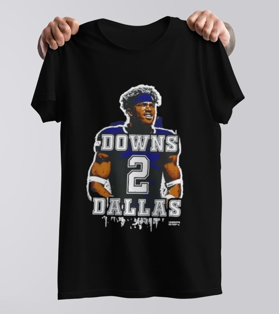 Downs To Dallas 2 Football Player Paint Splatter T-Shirt