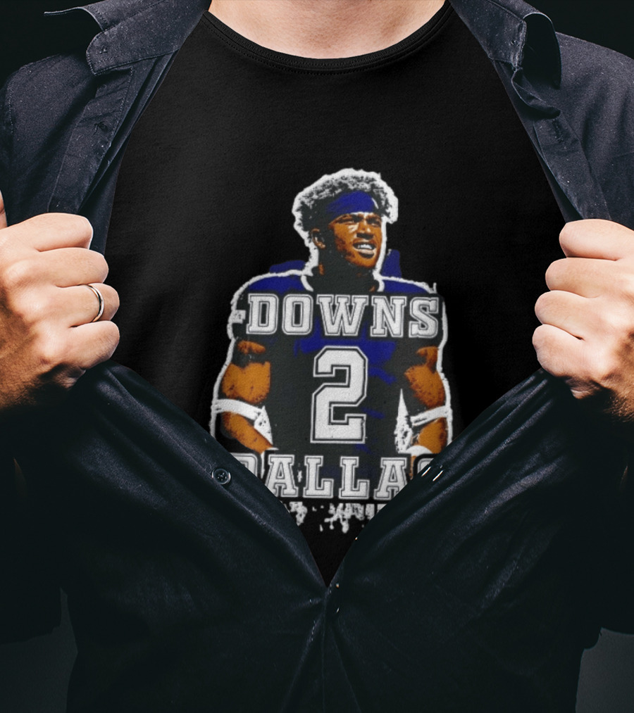 Downs To Dallas 2 Football Player Paint Splatter T-Shirt