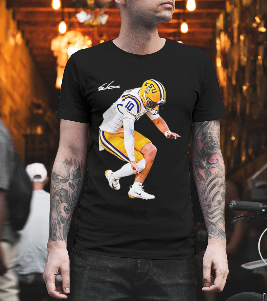 Joe Burrow LSU Tigers Number 10 Football Player Signature T-Shirt