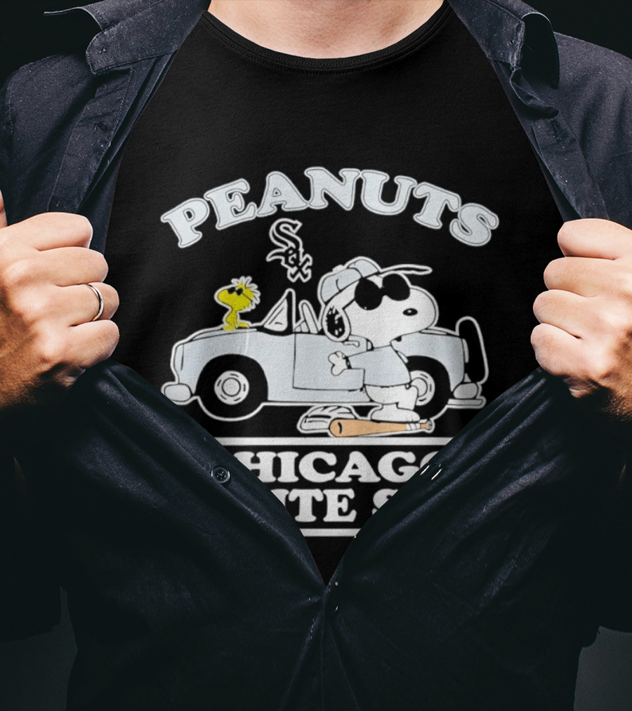 Peanuts Snoopy Woodstock In Car Chicago White Sox Baseball T-Shirt