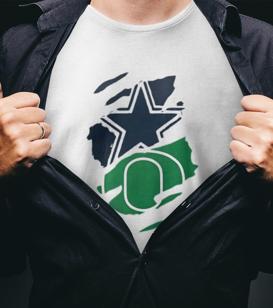 Dallas Cowboys Star And Oregon Ducks O Ripped Team Logos T-Shirt