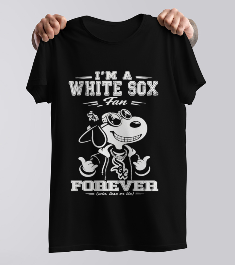 I'm A White Sox Fan Forever Win Lose Or Tie Snoopy T-Shirt