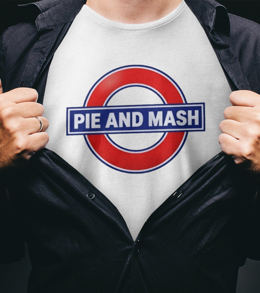 Pie And Mash London Underground Sign Circular Red Blue T-Shirt