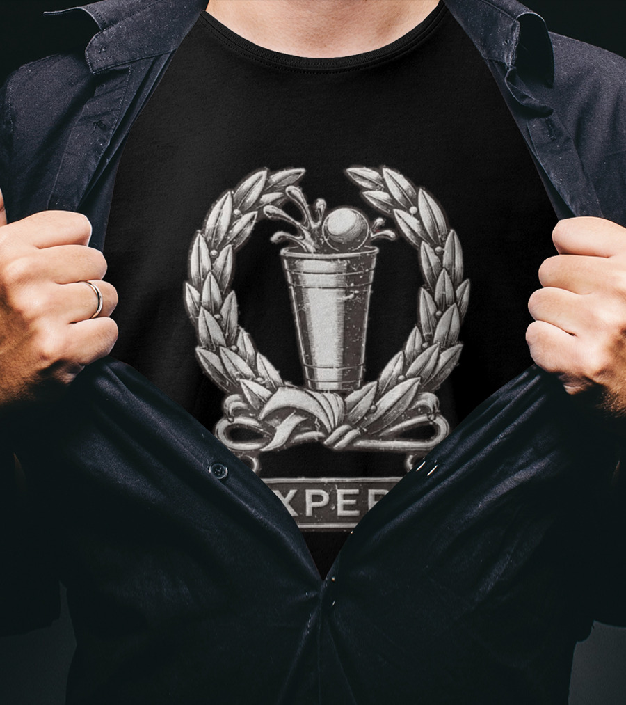 Beer Pong Expert Laurel Wreath Trophy Winner Cup Competition T-Shirt