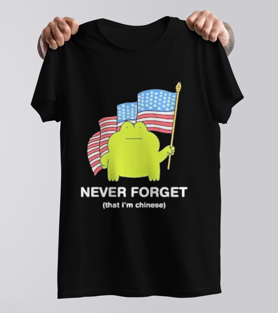 Frog Holding American Flags Never Forget That I'm Chinese T-Shirt