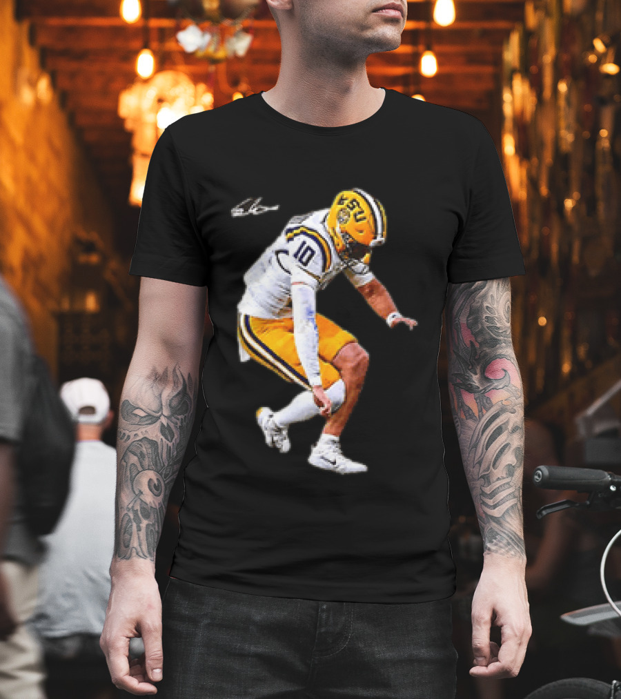 Garrett Nussmeier LSU Tigers Football Quarterback Action Play T-Shirt