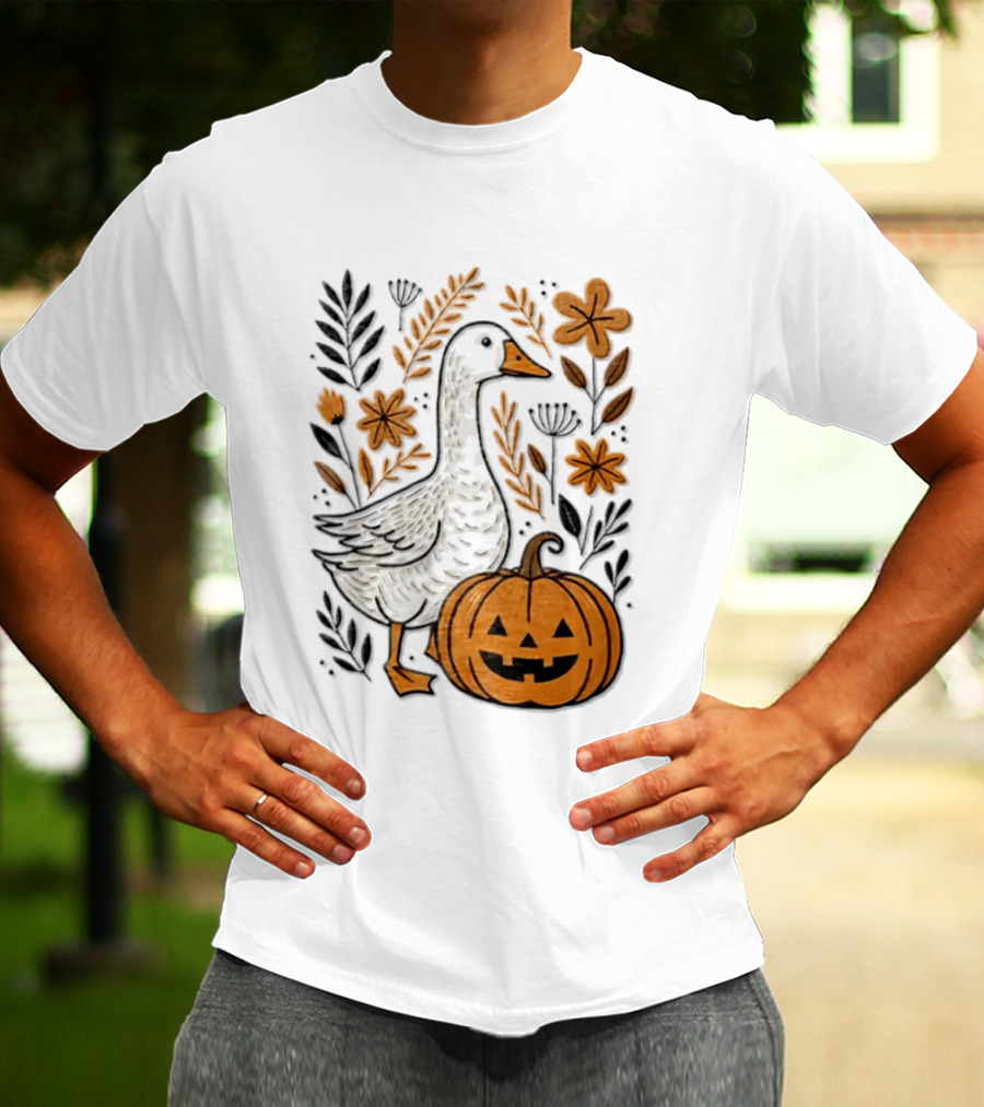 Goose With Jack O' Lantern Pumpkin Autumn Leaves And Flowers T-Shirt