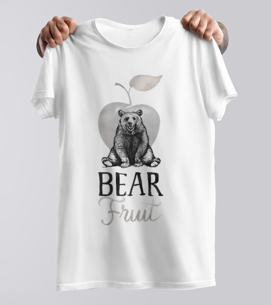 Bear Fruit Apple Nature Wildlife Artistic T-Shirt
