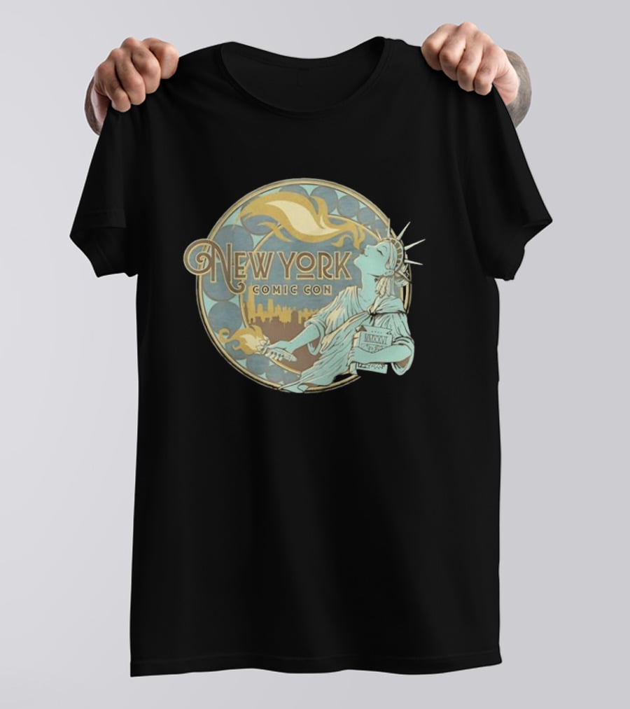 New York Comic Con MMXXVI Statue Of Liberty Art Nouveau T-Shirt