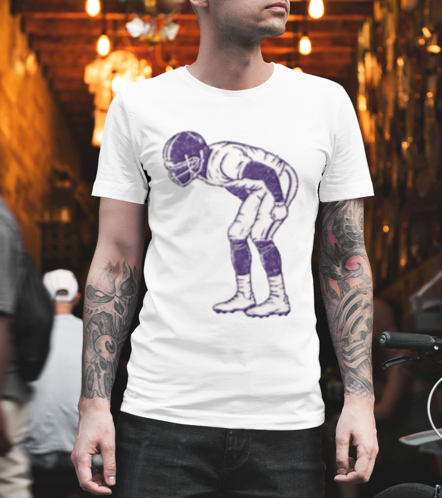Distressed Purple American Football Player Resting Pose Vintage Look T-Shirt
